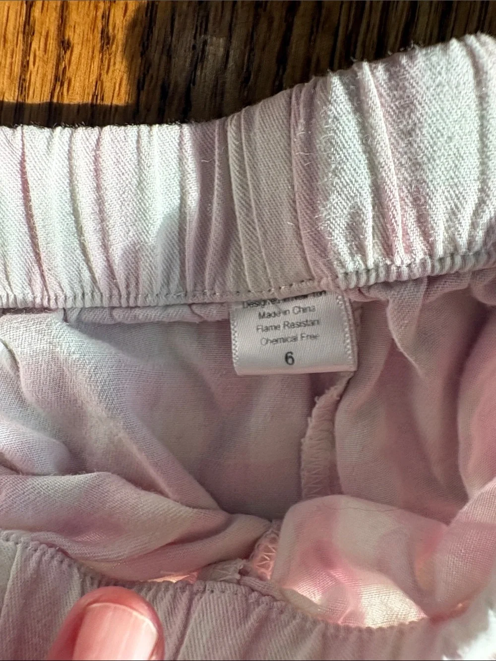 Petite Plume Twill Pajama Set in Pink Gingham, size 6. Excellent condition